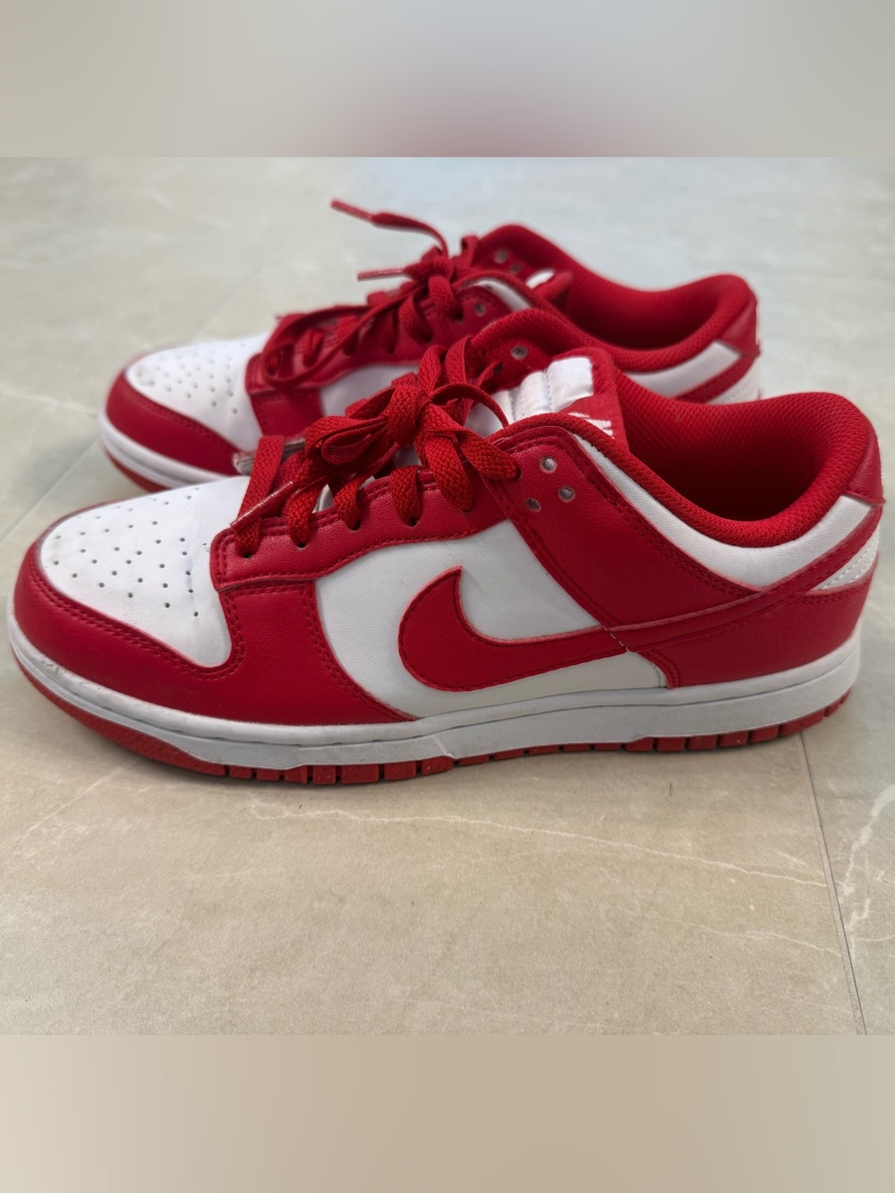 Nike Women’s Dunks in size 8.5